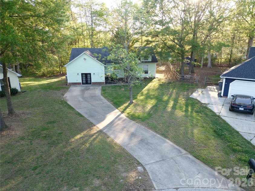10737 Spruce Mountain Road, Charlotte, NC 28214.  MLS# CAR4368909, YatesRealty ID 17086. 