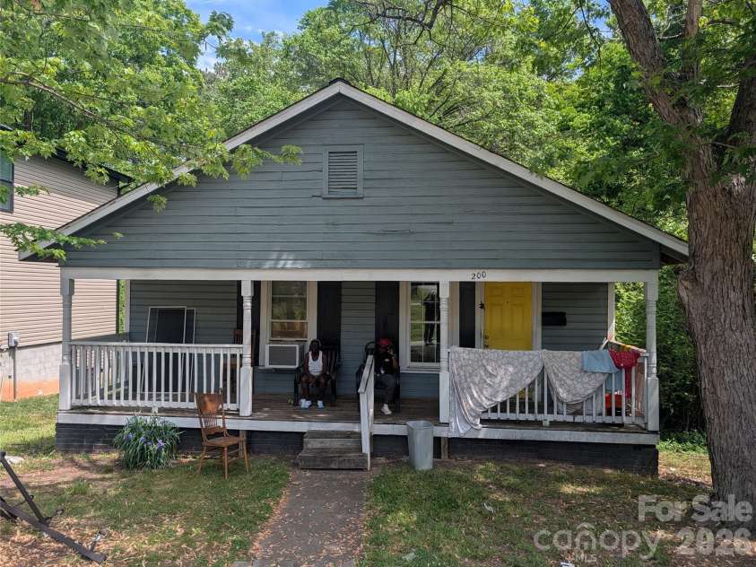 220 Basin Avenue, Kannapolis, NC 28083.  MLS# CAR4370322, YatesRealty ID 17088. 