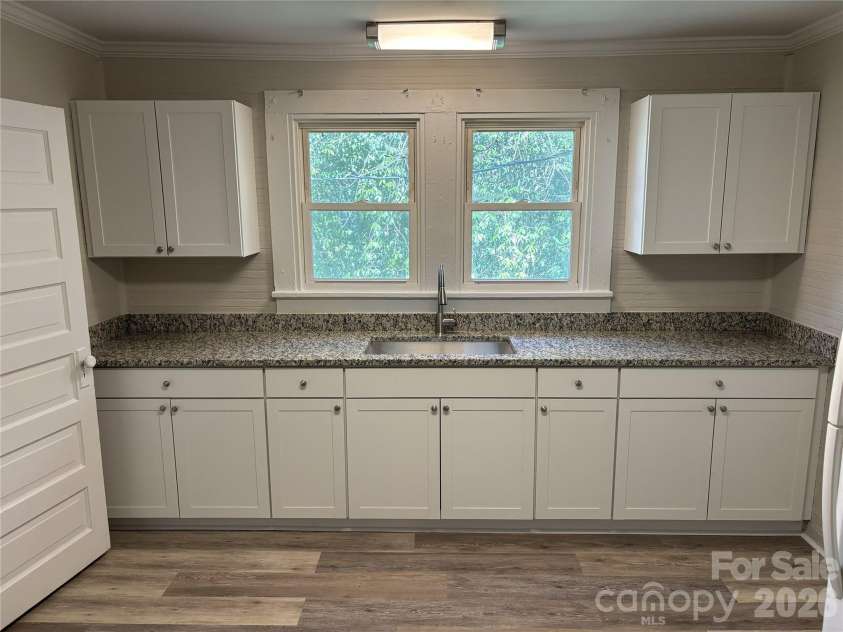220 Basin Avenue, Kannapolis, NC 28083.  MLS# CAR4370322, YatesRealty ID 17088. 