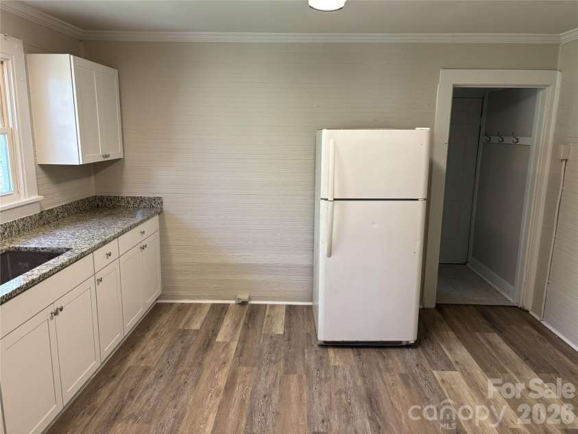 220 Basin Avenue, Kannapolis, NC 28083.  MLS# CAR4370322, YatesRealty ID 17088. 