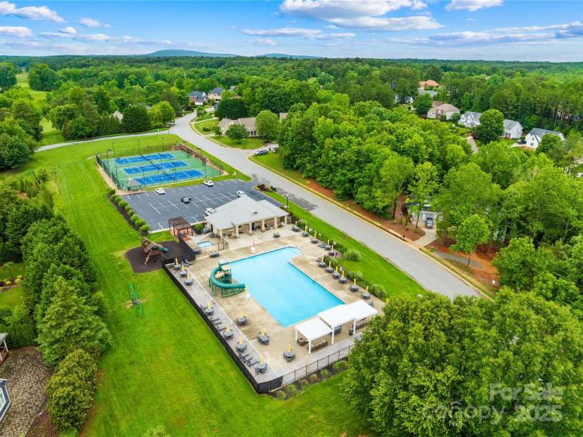 2289 Pine Valley Drive, Denver, NC 28037.  MLS# CAR4263333, YatesRealty ID 17088. Verdict Ridge Ammenities