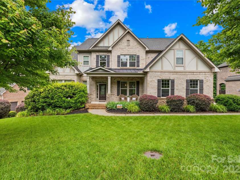 2289 Pine Valley Drive, Denver, NC 28037.  MLS# CAR4263333, YatesRealty ID 17088. Welcome to 2289 Pine Valley Drive in Denver NC