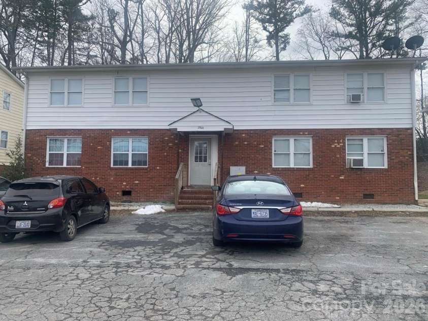 1962 & 1966 Lakeview Road, Asheboro, NC 27203.  MLS# CAR4345313, YatesRealty ID 1709. 