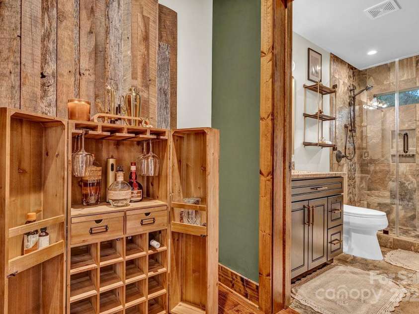 56 Eagle Cottage Lane, Banner Elk, NC 28604.  MLS# CAR4310170, YatesRealty ID 1709. 