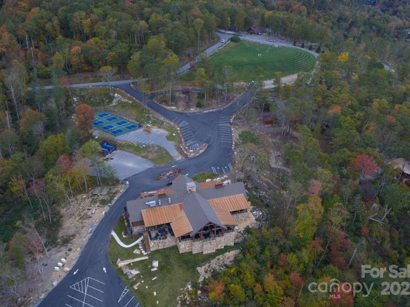 56 Eagle Cottage Lane, Banner Elk, NC 28604.  MLS# CAR4310170, YatesRealty ID 1709. Epic chophouse and pickleball courts