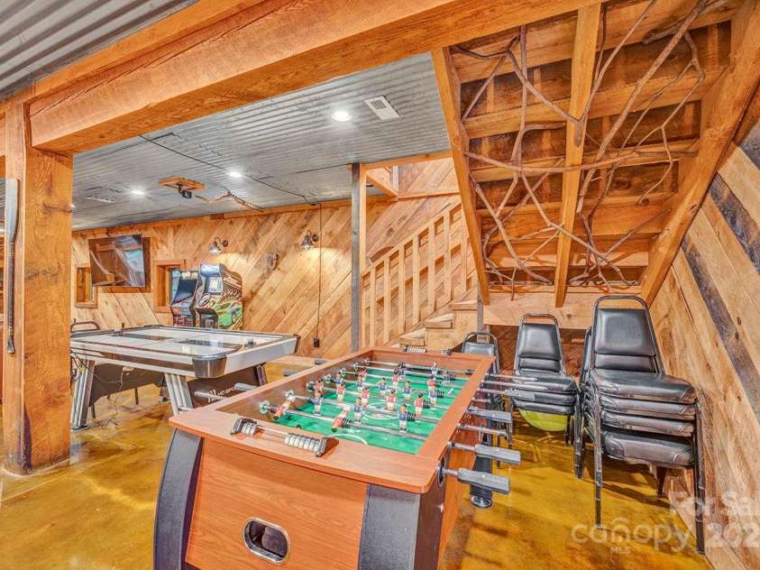 56 Eagle Cottage Lane, Banner Elk, NC 28604.  MLS# CAR4310170, YatesRealty ID 1709. The River Club game room
