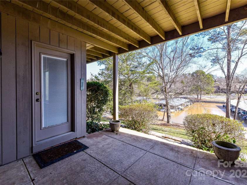 84 Ridgeport Road, Clover, SC 29710.  MLS# CAR4222357, YatesRealty ID 1709. Covered Patio