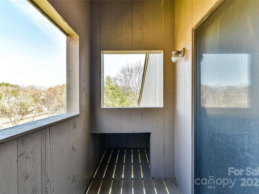 84 Ridgeport Road, Clover, SC 29710.  MLS# CAR4222357, YatesRealty ID 1709. Covered Porch