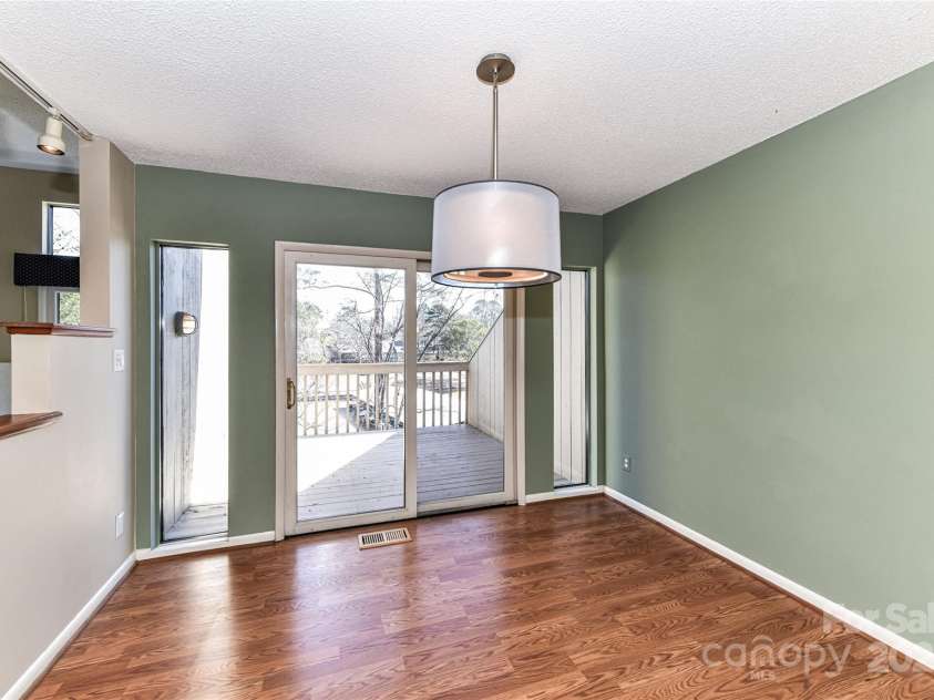 84 Ridgeport Road, Clover, SC 29710.  MLS# CAR4222357, YatesRealty ID 1709. Dining Area