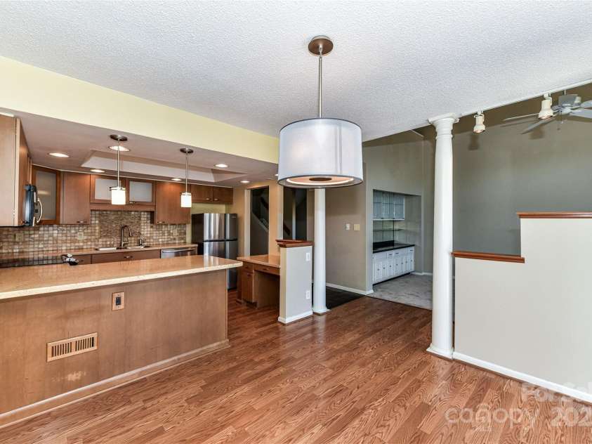 84 Ridgeport Road, Clover, SC 29710.  MLS# CAR4222357, YatesRealty ID 1709. Dining area opens to kitchen