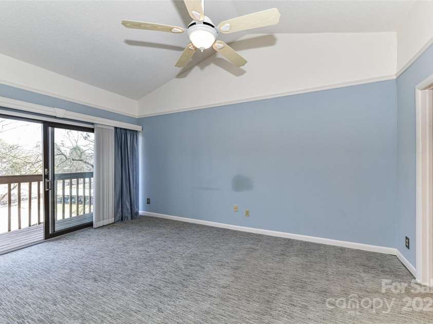 84 Ridgeport Road, Clover, SC 29710.  MLS# CAR4222357, YatesRealty ID 1709. Primary Bedroom