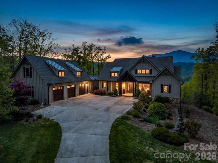 189 Tatanka Trail, Lake Lure, NC 28746.  MLS# CAR4367924, YatesRealty ID 17090. 
