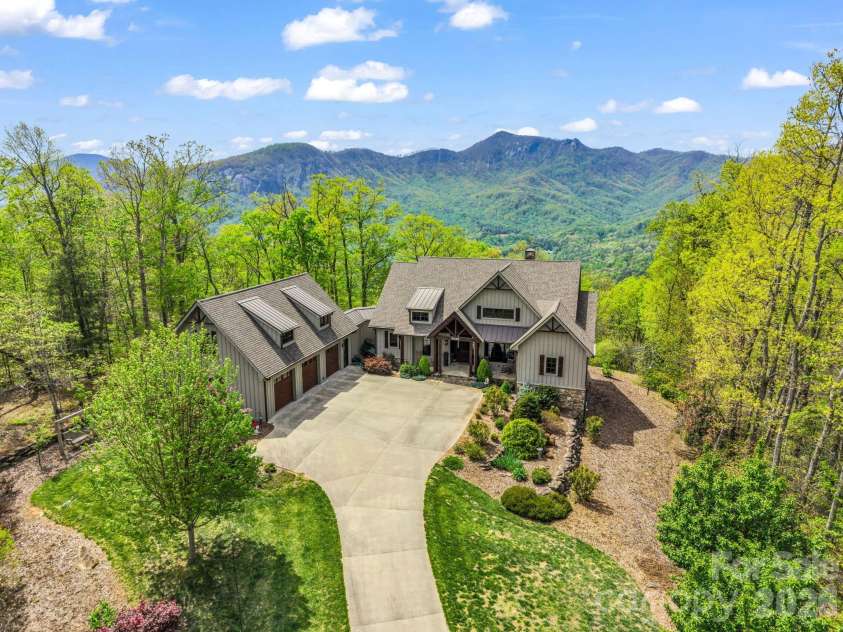 189 Tatanka Trail, Lake Lure, NC 28746.  MLS# CAR4367924, YatesRealty ID 17090. 