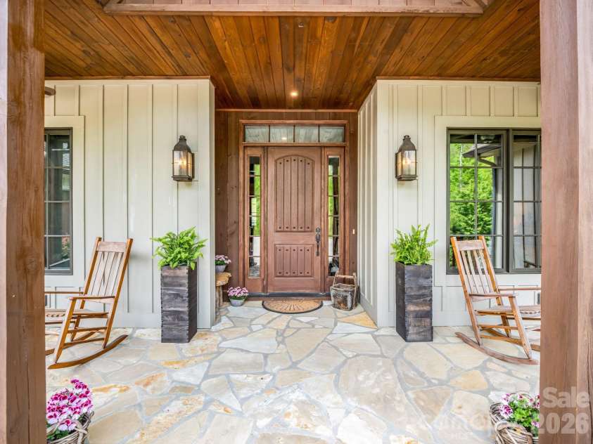 189 Tatanka Trail, Lake Lure, NC 28746.  MLS# CAR4367924, YatesRealty ID 17090. 