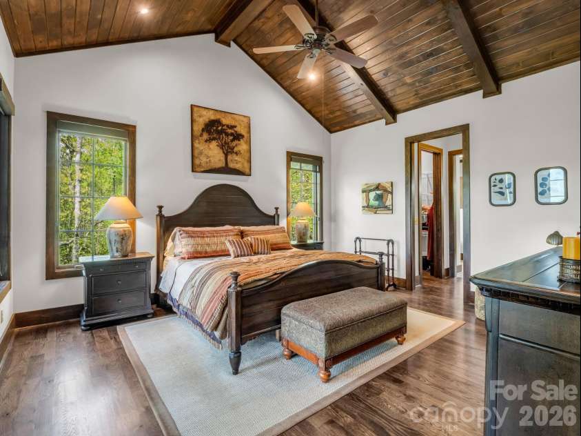 189 Tatanka Trail, Lake Lure, NC 28746.  MLS# CAR4367924, YatesRealty ID 17090. 