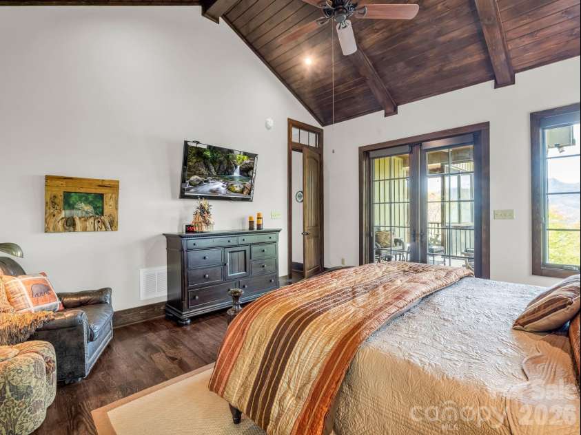 189 Tatanka Trail, Lake Lure, NC 28746.  MLS# CAR4367924, YatesRealty ID 17090. 