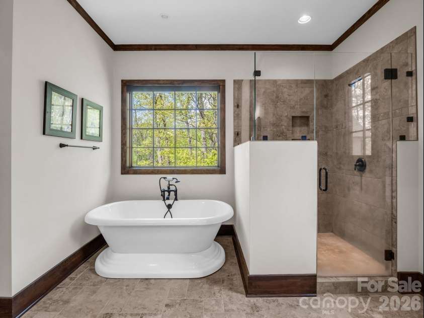 189 Tatanka Trail, Lake Lure, NC 28746.  MLS# CAR4367924, YatesRealty ID 17090. 