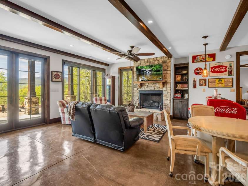 189 Tatanka Trail, Lake Lure, NC 28746.  MLS# CAR4367924, YatesRealty ID 17090. 