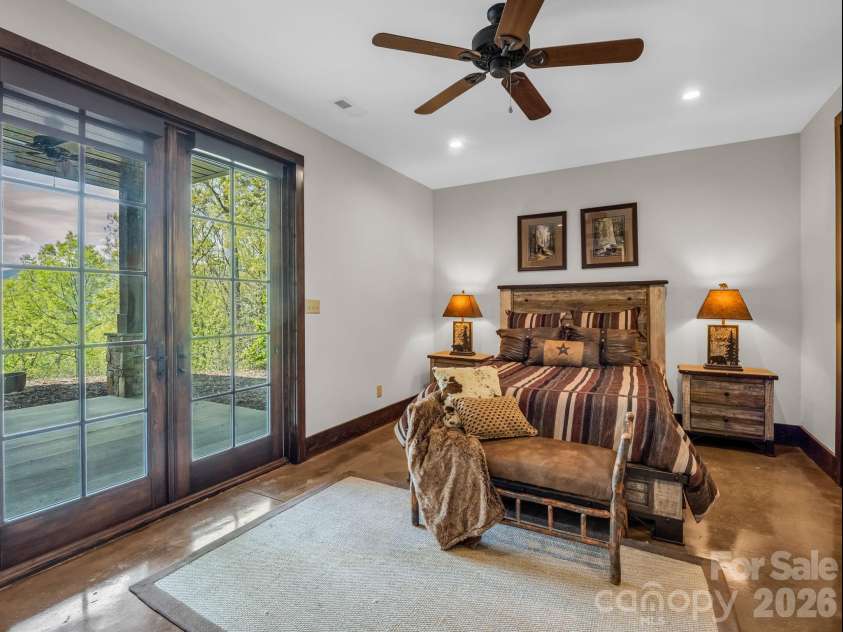 189 Tatanka Trail, Lake Lure, NC 28746.  MLS# CAR4367924, YatesRealty ID 17090. 