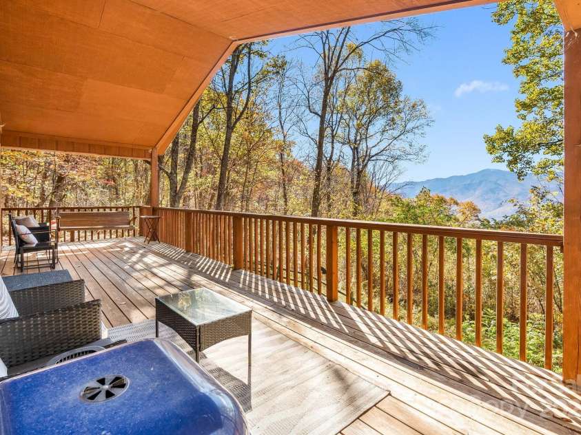 146 Promiseland Road, Canton, NC 28716.  MLS# CAR4308493, YatesRealty ID 17091. 