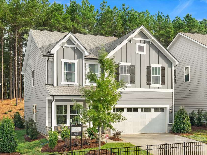 21224 Sanctuary Drive, Lancaster, SC 29720.  MLS# CAR4372611, YatesRealty ID 17091. 