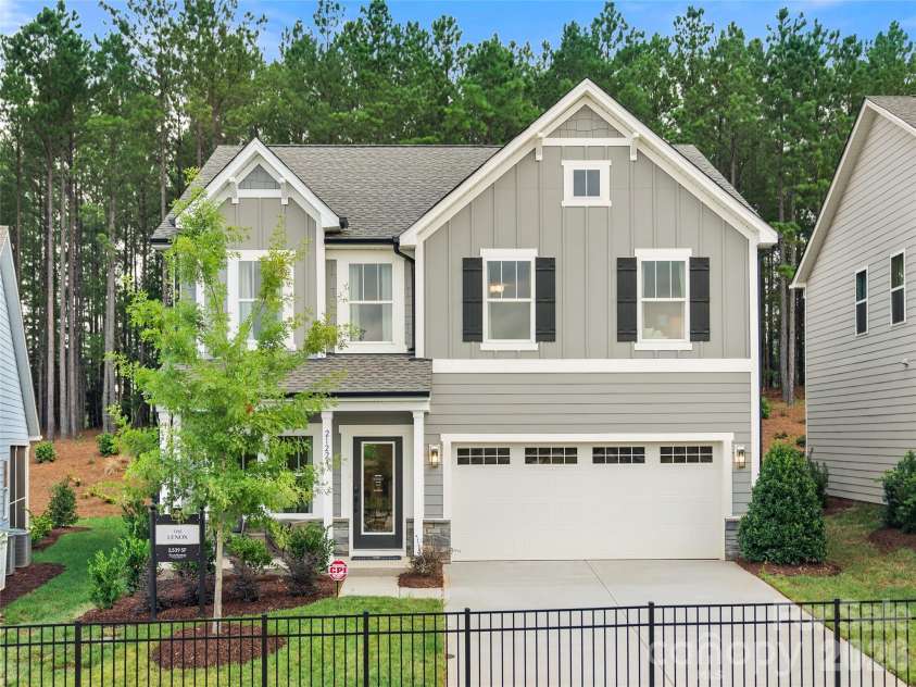 21224 Sanctuary Drive, Lancaster, SC 29720.  MLS# CAR4372611, YatesRealty ID 17091. 