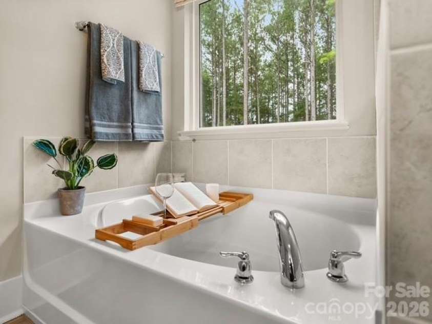 21224 Sanctuary Drive, Lancaster, SC 29720.  MLS# CAR4372611, YatesRealty ID 17091. 