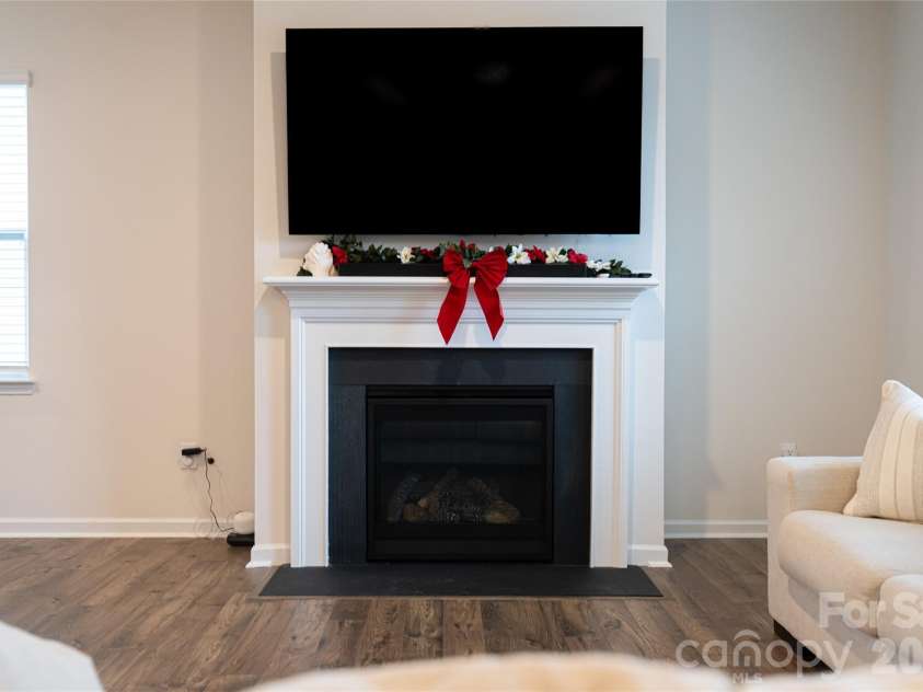 518 Jaca Lane, Arden, NC 28704.  MLS# CAR4328315, YatesRealty ID 17093. 