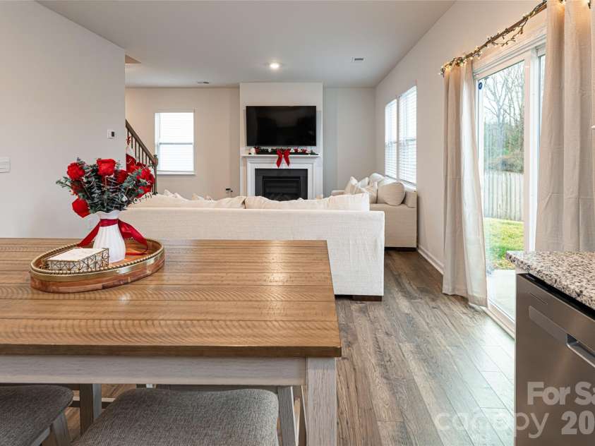 518 Jaca Lane, Arden, NC 28704.  MLS# CAR4328315, YatesRealty ID 17093. 