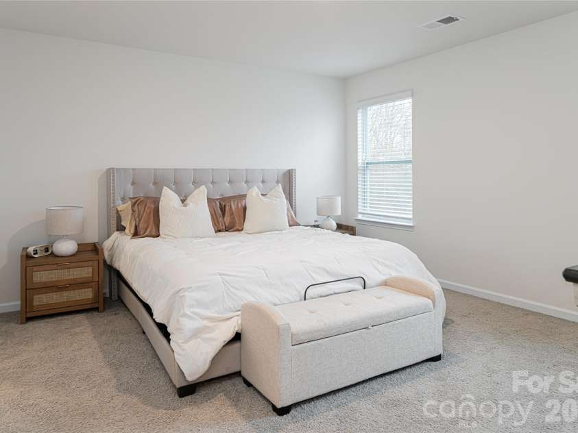518 Jaca Lane, Arden, NC 28704.  MLS# CAR4328315, YatesRealty ID 17093. 