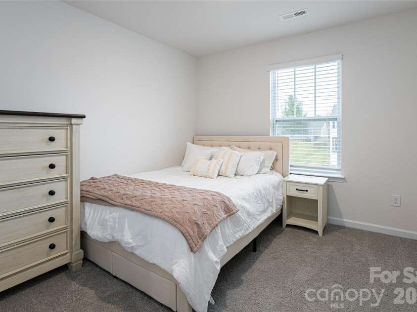 518 Jaca Lane, Arden, NC 28704.  MLS# CAR4328315, YatesRealty ID 17093. Bed #3
