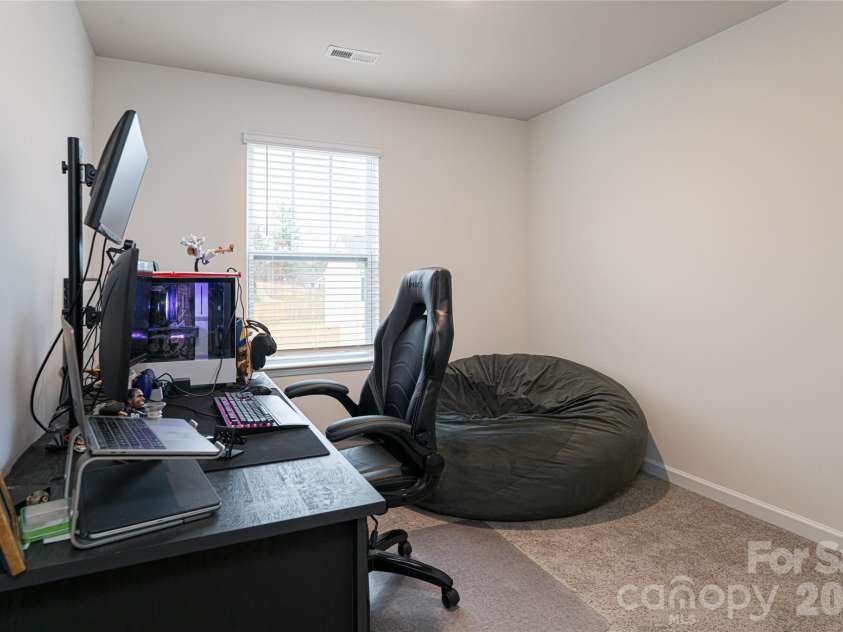 518 Jaca Lane, Arden, NC 28704.  MLS# CAR4328315, YatesRealty ID 17093. Bed #4