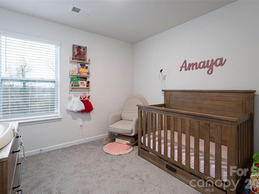 518 Jaca Lane, Arden, NC 28704.  MLS# CAR4328315, YatesRealty ID 17093. Bed#2