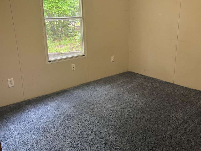 4006 Hillview Drive, Shelby, NC 28152.  MLS# CAR4261129, YatesRealty ID 17094. 