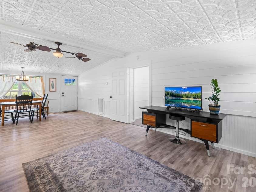 1285 Ring Tail Road, Claremont, NC 28610.  MLS# CAR4369014, YatesRealty ID 17095. 