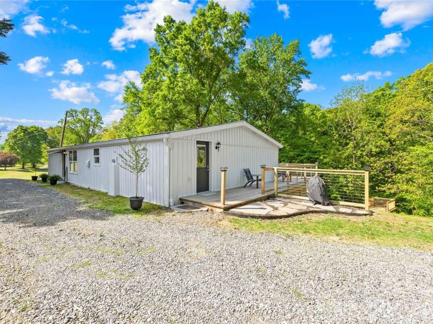 1285 Ring Tail Road, Claremont, NC 28610.  MLS# CAR4369014, YatesRealty ID 17095. 