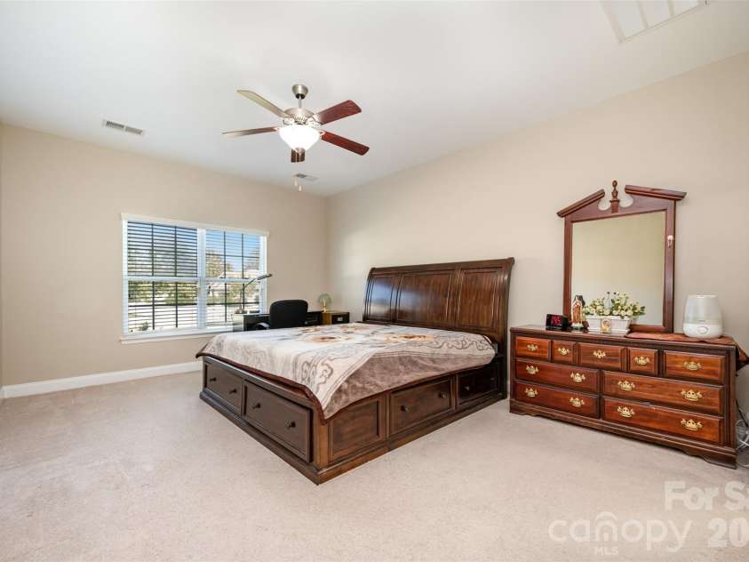 14725 Vaughan Drive, Charlotte, NC 28273.  MLS# CAR4304755, YatesRealty ID 17096. 