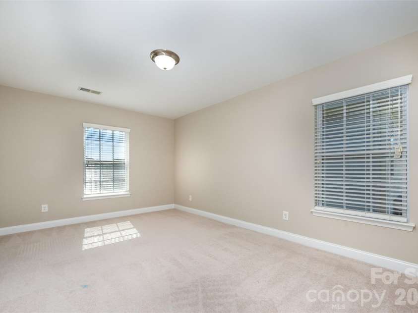 14725 Vaughan Drive, Charlotte, NC 28273.  MLS# CAR4304755, YatesRealty ID 17096. 