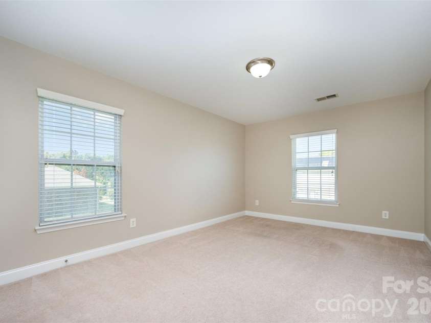 14725 Vaughan Drive, Charlotte, NC 28273.  MLS# CAR4304755, YatesRealty ID 17096. 