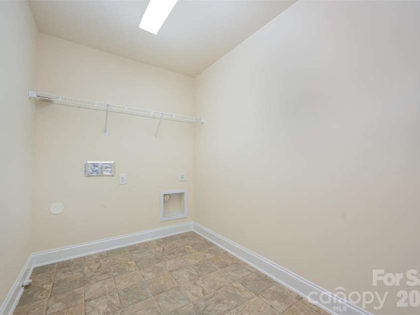 14725 Vaughan Drive, Charlotte, NC 28273.  MLS# CAR4304755, YatesRealty ID 17096. 