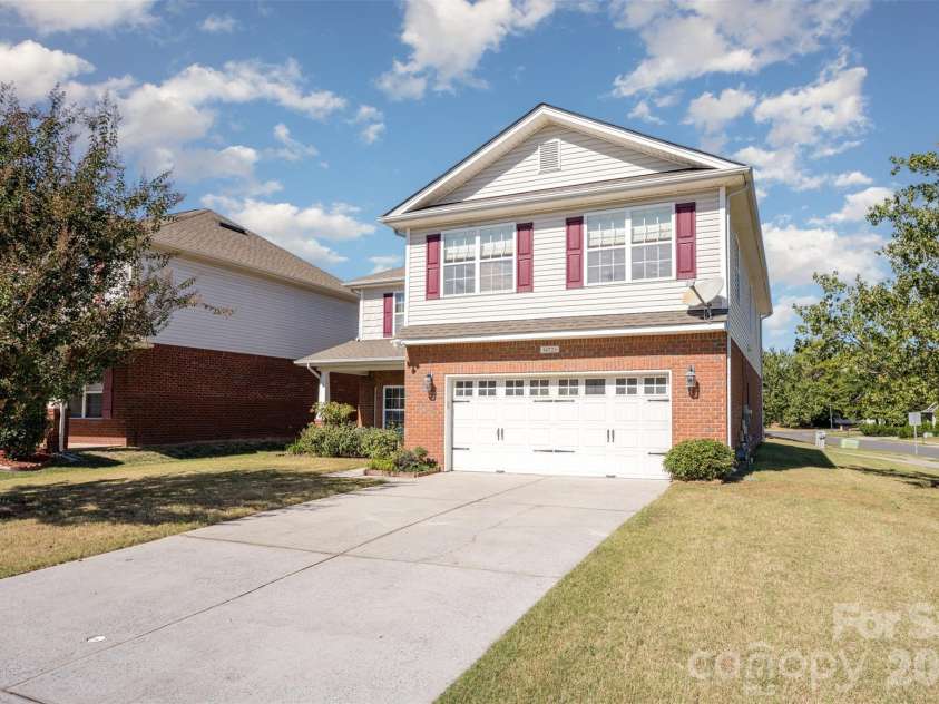 14725 Vaughan Drive, Charlotte, NC 28273.  MLS# CAR4304755, YatesRealty ID 17096. 