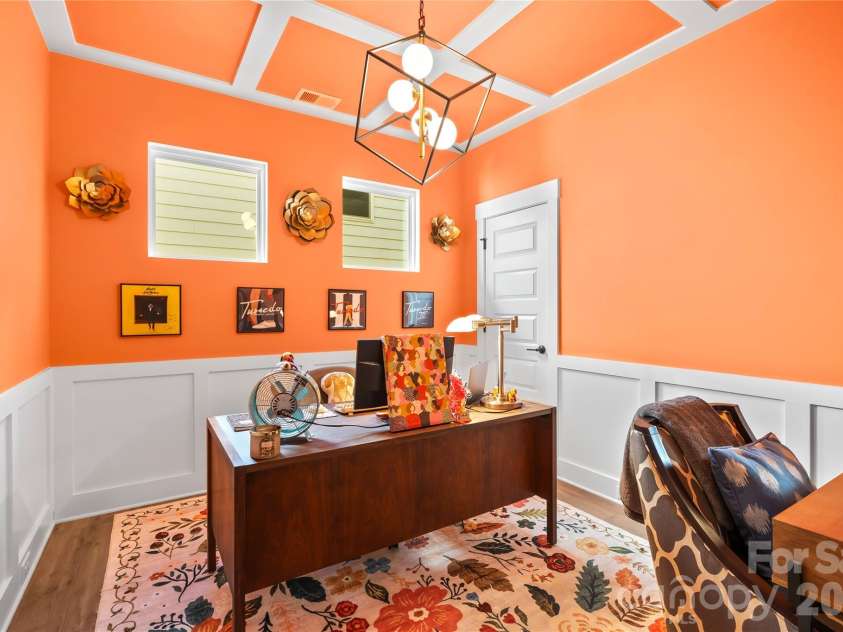 142 Prestwick Way, Mooresville, NC 28115.  MLS# CAR4356627, YatesRealty ID 17099. 