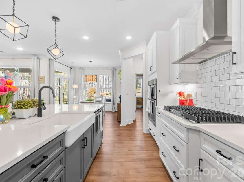 142 Prestwick Way, Mooresville, NC 28115.  MLS# CAR4356627, YatesRealty ID 17099. 
