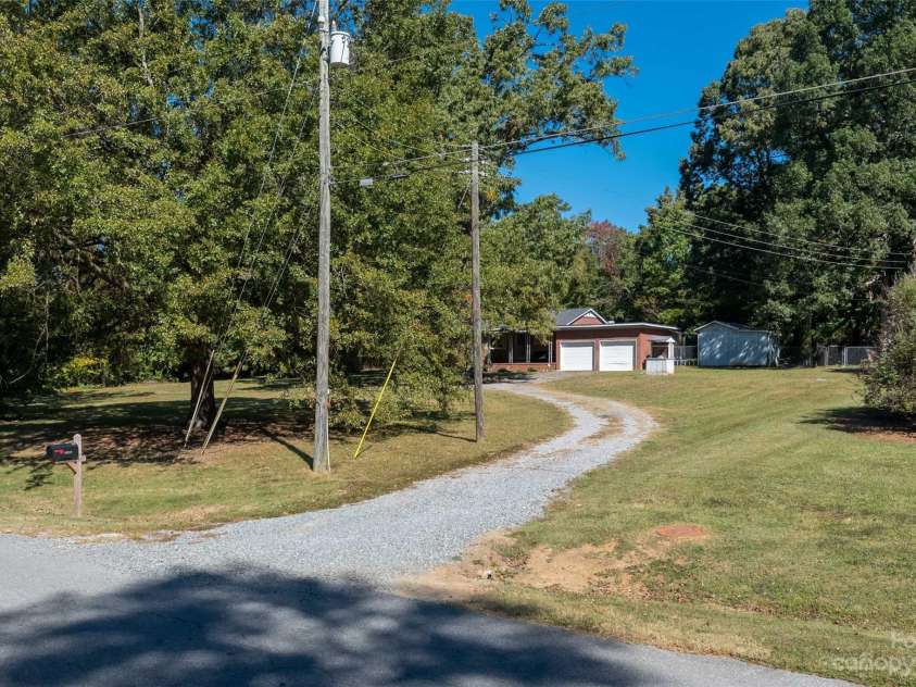 11434 Tema Circle, Charlotte, NC 28214.  MLS# CAR4024822, YatesRealty ID 171. 