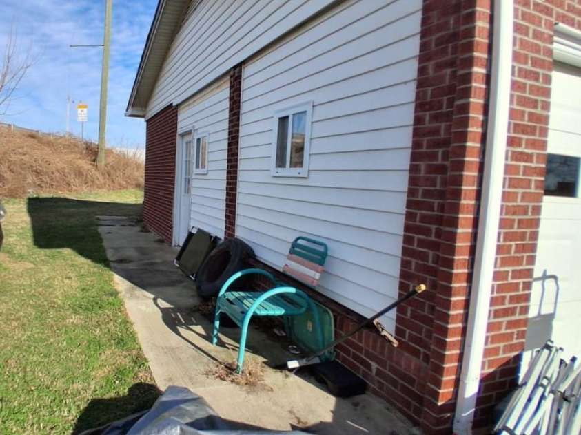 208 Panaview Drive, Gaffney, SC 29341.  MLS# CAR4332872, YatesRealty ID 1710. 