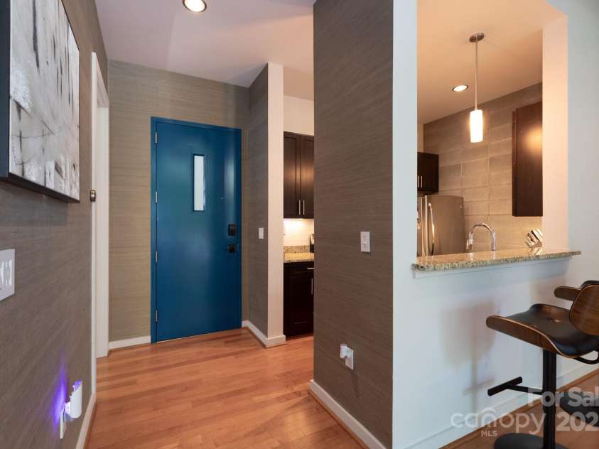 2116 Mcclintock Road, Charlotte, NC 28205.  MLS# CAR4274992, YatesRealty ID 1710. 