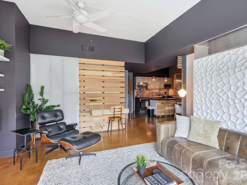 715 Church Street, Charlotte, NC 28202.  MLS# CAR4399857, YatesRealty ID 1710. 