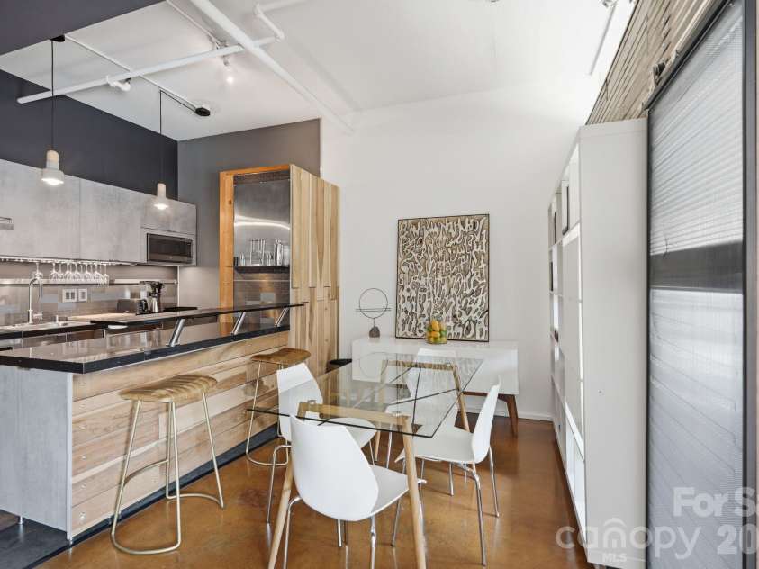 715 Church Street, Charlotte, NC 28202.  MLS# CAR4399857, YatesRealty ID 1710. 