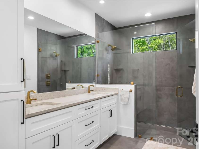 1503 Black Forest Drive, Marion, NC 28752.  MLS# CAR4370977, YatesRealty ID 17103. 