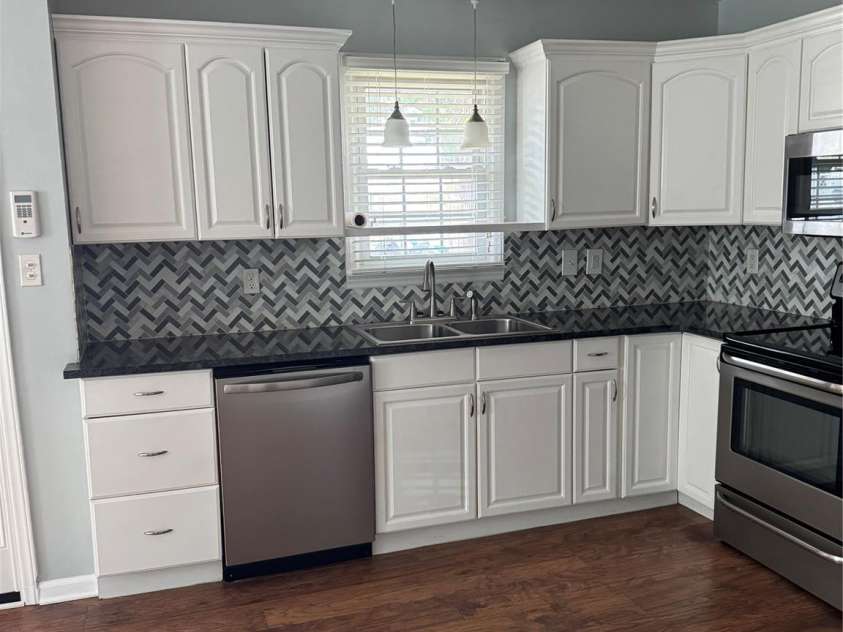 203 Laurel Street, Valdese, NC 28690.  MLS# CAR4371951, YatesRealty ID 17104. 
